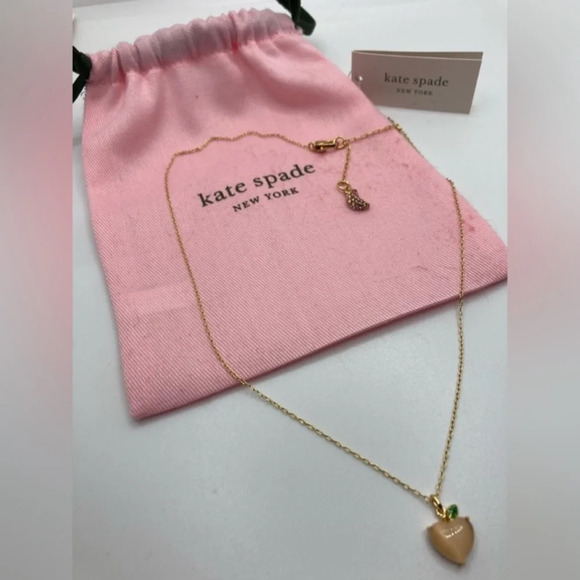 SALE! Like This Listing for Notifications About Daily Live & Silent Shows! SALE! - Picture 13 of 16